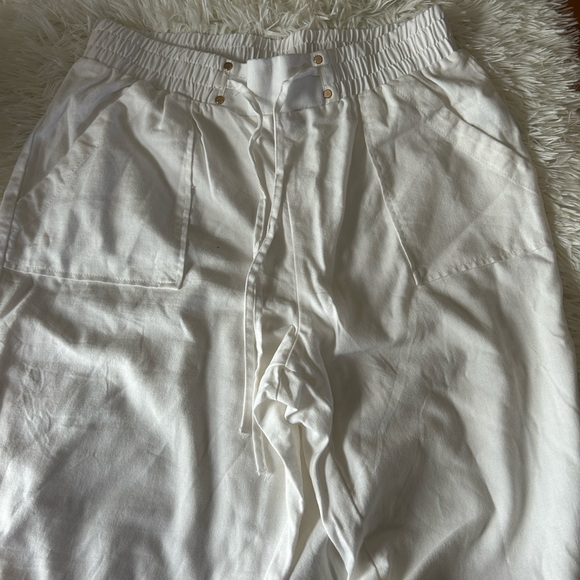 Guess White Wide-Leg Drawstring Cargo Pants - Picture 12 of 14
